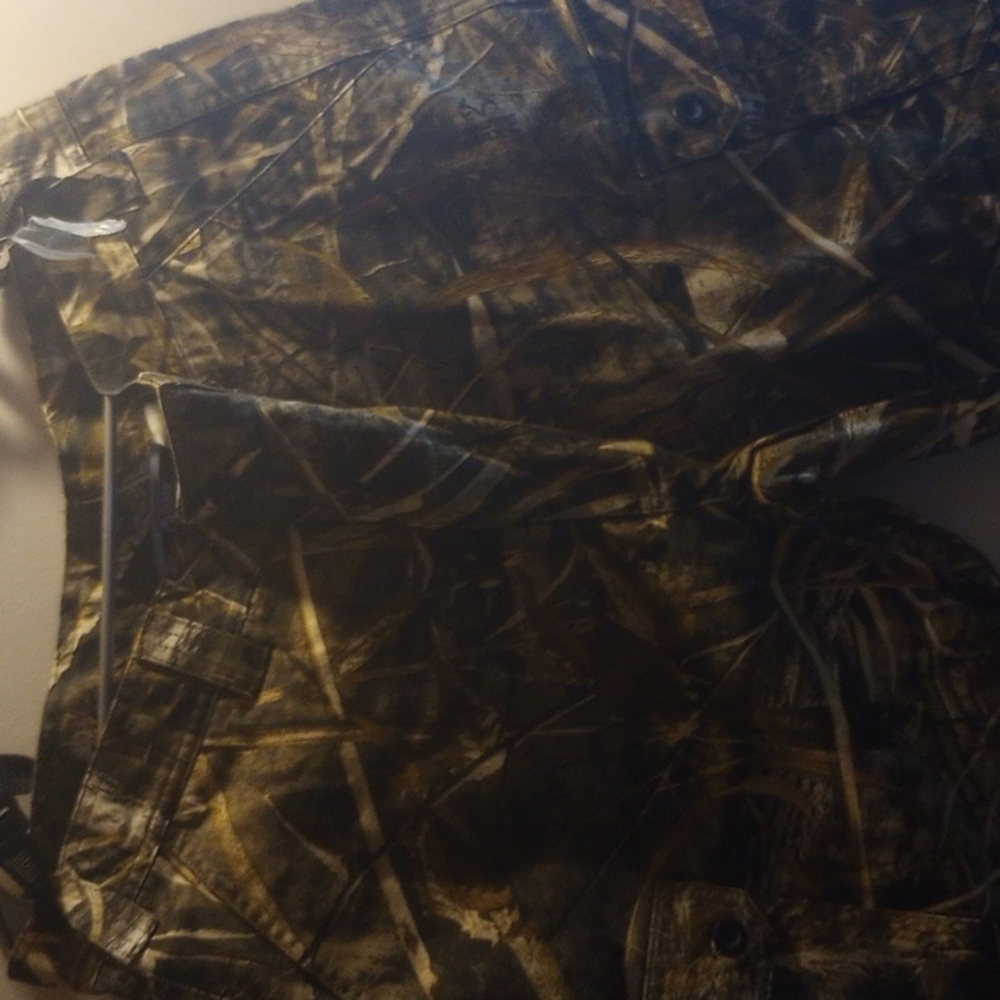 Size L Camo Pants New